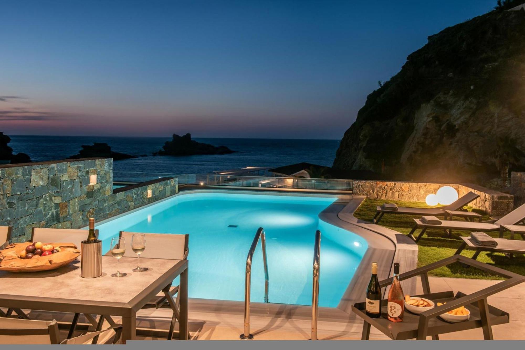 Made By The Sea Villa 4 Ligaria  Buitenkant foto
