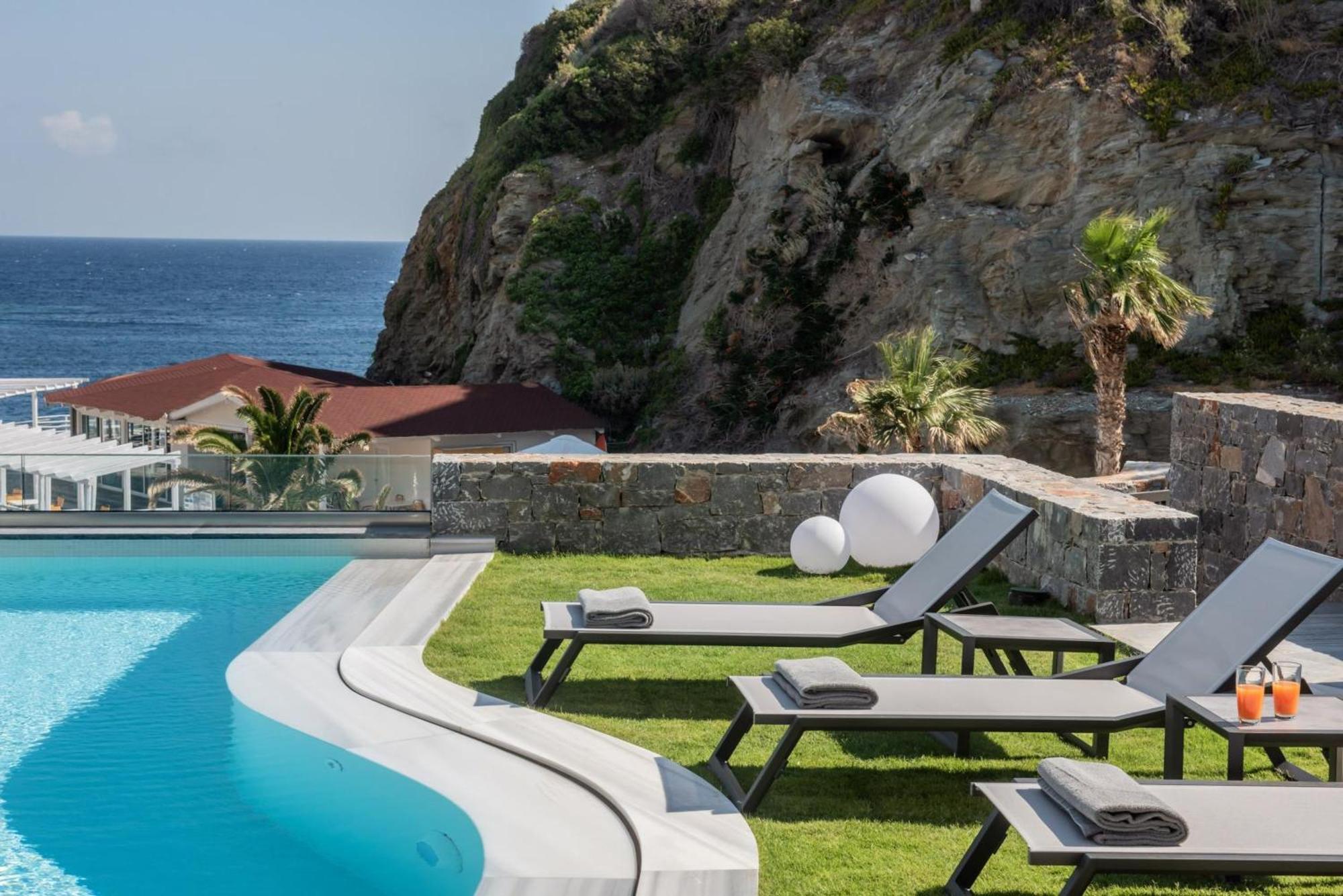 Made By The Sea Villa 4 Ligaria  Buitenkant foto